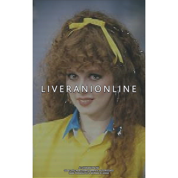 RETROSPETTIVA EDY ANGELILLO ATTRICE NELLA FOTO EDY ANGELILLO NELLA TRASMISSIONE TELEVISIVA “FRECO FRESCO“ RAI NELL\'ANNO 1981 AG ALDO LIVERANI SAS