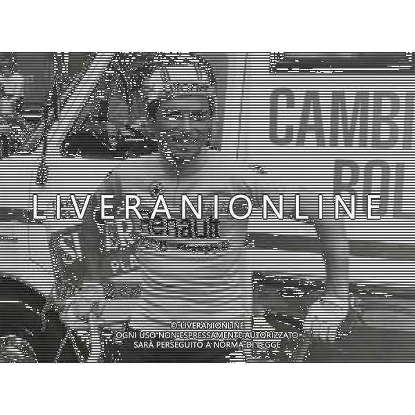 RETROSPETTIVA BERNARD HINAULT CICLISTA NELLA FOTO BERNARD HINAULT  AG ALDO LIVERANI SAS 
