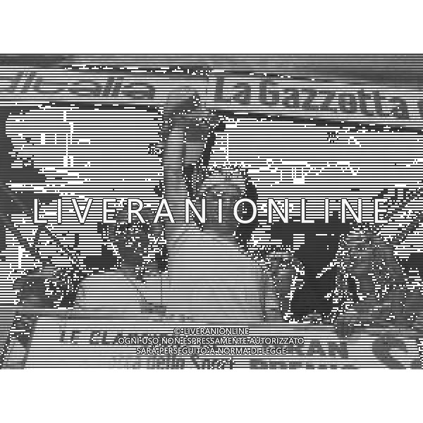 RETROSPETTIVA BERNARD HINAULT CICLISTA NELLA FOTO BERNARD HINAULT  AG ALDO LIVERANI SAS 