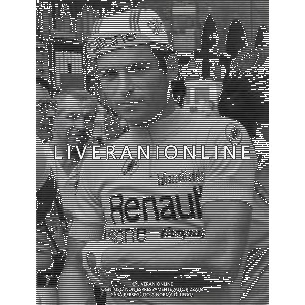 RETROSPETTIVA BERNARD HINAULT CICLISTA NELLA FOTO BERNARD HINAULT  AG ALDO LIVERANI SAS 