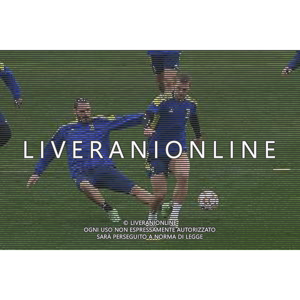 Torino 01.11.2021 Continassa Allenamento rifinitura Champions League Juventus vs Zenit ©Manuela Viganti/Agenzia Aldo Liverani Nella foto: leonardo bonucci e matthijs deligt ©VIGANTI /AGENZIA ALDO LIVERANI SAS