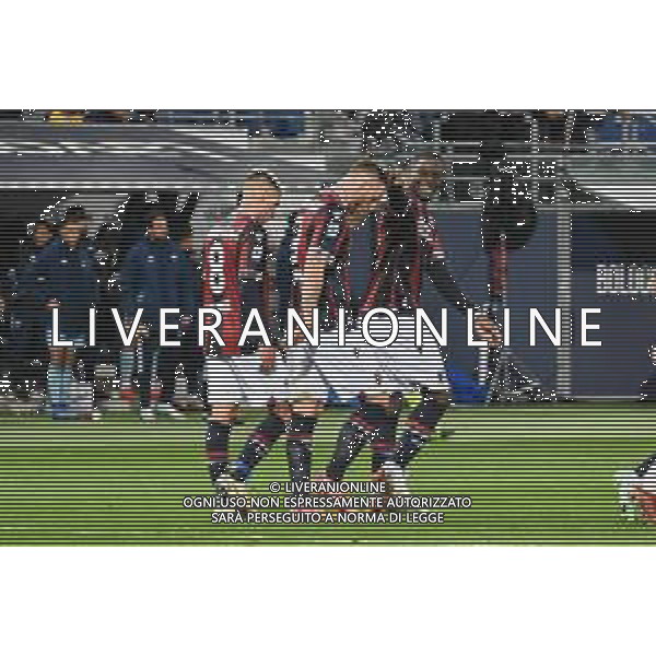 BOLOGNA - CAGLIARI CAMPIONATO CALCIO SERIE A TIM 01.11.2021 NELLA FOTO ESULTANZA DOPO IL GOL DI MARKO ARNAUTOVIC CON ADAMA SOUMAORO ©VILLANI /AGENZIA ALDO LIVERANI SAS