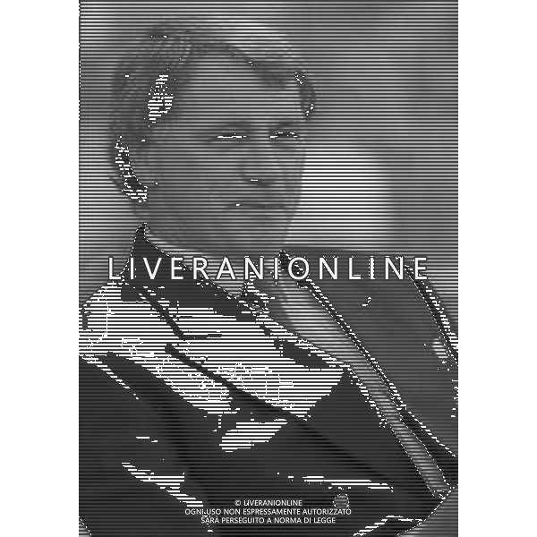 RETROSPETTIVA BOBBY ROBSON ALLENATORE CALCIO NELLA FOTO BOBBY ROBSON ALLENATORE DELLA NAZIONALE DI CALCIO INGHILTERRA NELL\'ANNO 1988 AG ALDO LIVERANI SAS