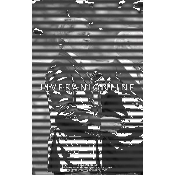 RETROSPETTIVA BOBBY ROBSON ALLENATORE CALCIO NELLA FOTO BOBBY ROBSON ALLENATORE DELLA NAZIONALE DI CALCIO INGHILTERRA NELL\'ANNO 1988 AG ALDO LIVERANI SAS