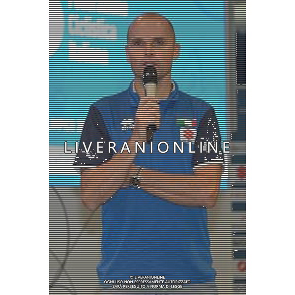 © TVRG Presentazione commissari tecnici ciclismo nella foto Mirko Celestino commissario tecnico della Nazionale di mountian bike XCO-XCM Milano 02-11-2021 Presso la sala Biagi di Palazzo Lombardia si e\' tenuta la conferenza stampa di presentazione del Velodromo di Montichiari (BS) come centro federale di eccellenza e dei commissari tecnici del quadriennnio olimpico 2021-2024 della FCI Federazione Ciclistica Italiana foto Roberto Garavaglia/ag. Aldo Liverani sas