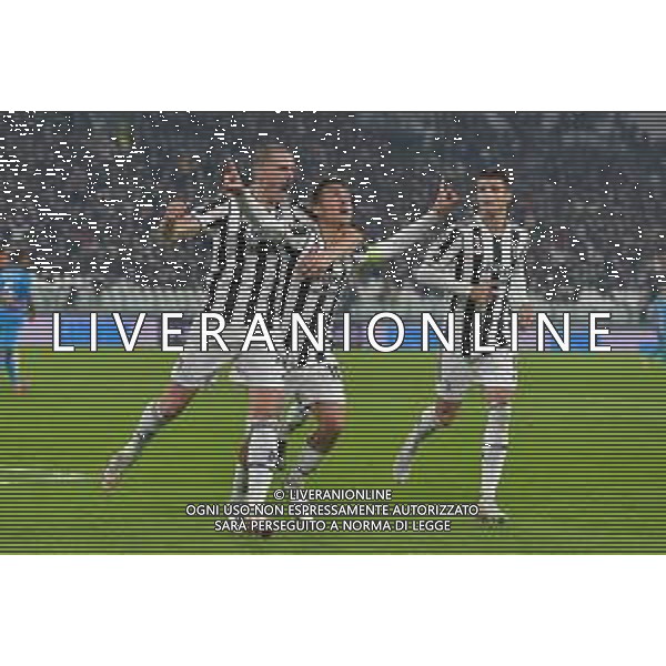 Torino 02.11.2021 Stadio Allianz Stadium ©Alessandro Falzone/Agenzia Aldo Liverani Juventus vs Zenit Champions League 2021/2022 Gruppo H Giornata 4 di 6 Nella foto: esultanza dopo il secondo gol di paulo dybala su rigore con leonardo bonucci ©FALZONE /AGENZIA ALDO LIVERANI SAS
