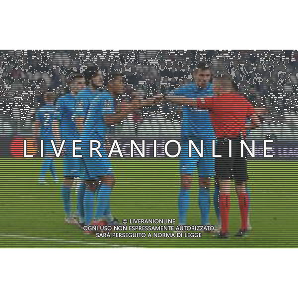 Torino 02.11.2021 Stadio Allianz Stadium ©Alessandro Falzone/Agenzia Aldo Liverani Juventus vs Zenit Champions League 2021/2022 Gruppo H Giornata 4 di 6 Nella foto: Alejandro Hernandez assegna il calcio di rigore