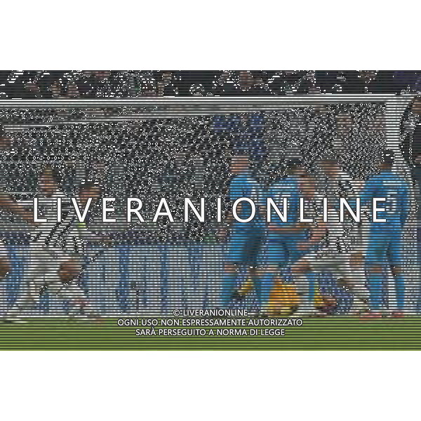 Torino 02.11.2021 Stadio Allianz Stadium ©Alessandro Falzone/Agenzia Aldo Liverani Juventus vs Zenit Champions League 2021/2022 Gruppo H Giornata 4 di 6 Nella foto: Esultanza gol di Paulo Dybala