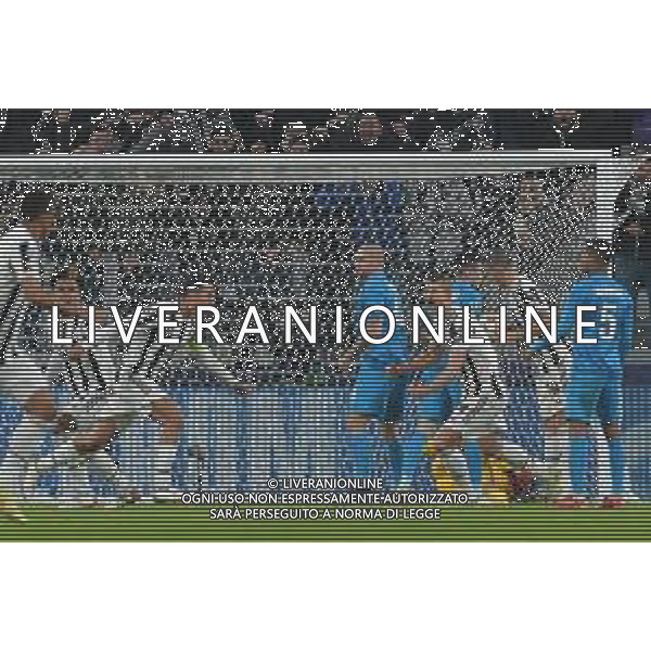 Torino 02.11.2021 Stadio Allianz Stadium ©Alessandro Falzone/Agenzia Aldo Liverani Juventus vs Zenit Champions League 2021/2022 Gruppo H Giornata 4 di 6 Nella foto: Esultanza gol di Paulo Dybala