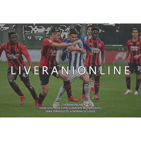 © TVRG Marco Bosisio (Milan) e Diogo Abreu (Porto) Milan vs Porto UEFA Youth League fase a gironi 4a giornata - gruppo B Milano 03-11-2021 Centro sportivo Peppino Vismara foto Roberto Garavaglia/ag. Aldo Liverani sas/AGENZIA ALDO LIVERANI SAS