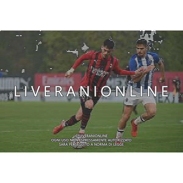 ¬© TVRG Andrea Capone (Milan) e Rodrigo Pinheiro (Porto) Milan vs Porto UEFA Youth League fase a gironi 4a giornata - gruppo B Milano 03-11-2021 Centro sportivo Peppino Vismara foto Roberto Garavaglia/ag. Aldo Liverani sas/AGENZIA ALDO LIVERANI SAS