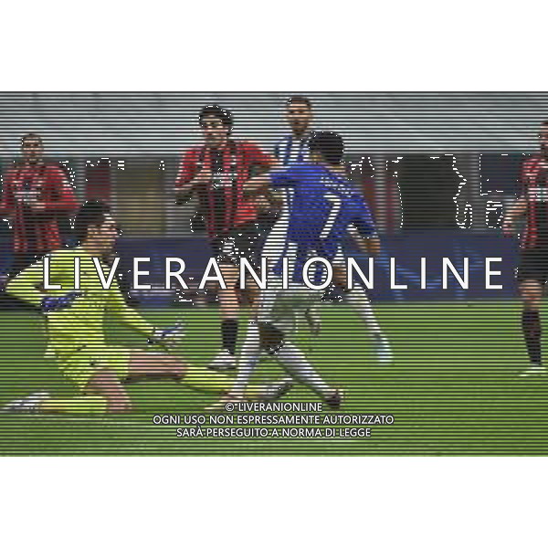 Luis Diaz (Porto) segna il gol dell\'1 a 0 Milan vs Porto UEFA Champions League fase a gironi 4a giornata - gruppo B Milano 03-11-2021 Stadio Giuseppe Meazza - San Siro foto Roberto Garavaglia/ag. Aldo Liverani sas /AGENZIA ALDO LIVERANI SAS