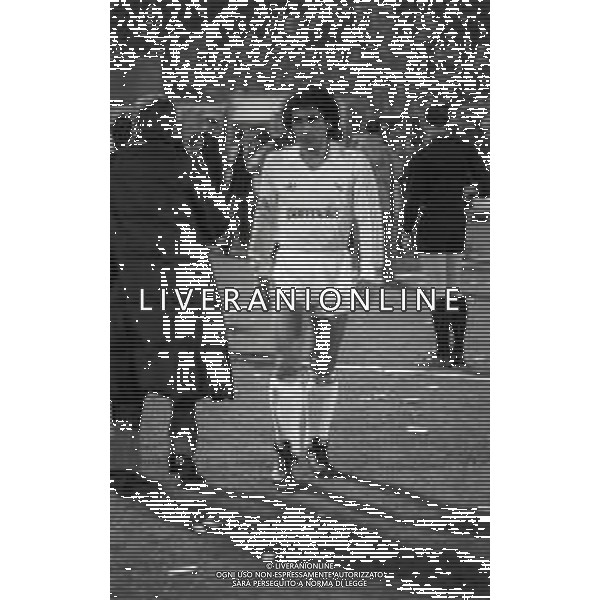 RETROSPETTIVA HUGO SANCHEZ CALCIATORE NELLA FOTO HUGO SANCHEZ CON LA MAGLIA DEL REAL MADRID NELL\'ANNO 1987-1988 ARCHIVIO DFP-AG ALDO LIVERANI SAS
