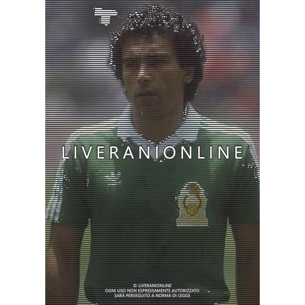 RETROSPETTIVA HUGO SANCHEZ CALCIATORE NELLA FOTO HUGO SANCHEZ CON LA MAGLIA DELLA NAZIONALE DEL MESSICO NELL\'ANNO 1986 AG ALDO LIVERANI SAS 
