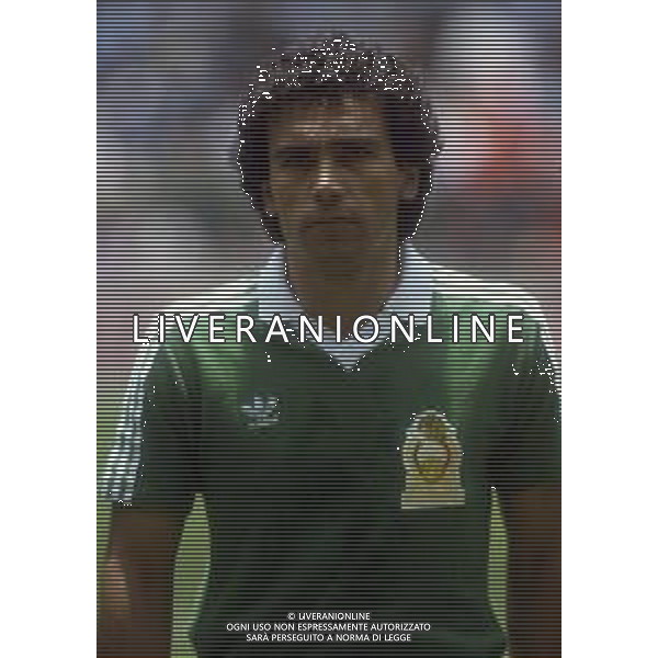 RETROSPETTIVA HUGO SANCHEZ CALCIATORE NELLA FOTO HUGO SANCHEZ CON LA MAGLIA DELLA NAZIONALE DEL MESSICO NELL\'ANNO 1986 AG ALDO LIVERANI SAS 