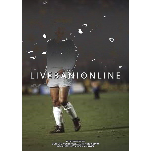 RETROSPETTIVA HUGO SANCHEZ CALCIATORE NELLA FOTO HUGO SANCHEZ CON LA MAGLIA DEL REAL MADRID  ARCHIVIO DFP-AG ALDO LIVERANI SAS 
