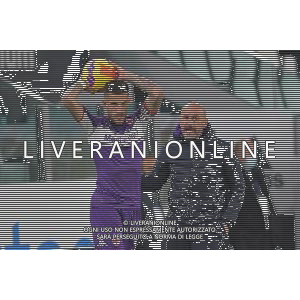 Torino 06.11.2021 Stadio Allianz Stadium ©Alessandro Falzone/Agenzia Aldo Liverani Juventus vs Fiorentina Serie A Tim 2021/2022 Nella foto : CRISTIANO BIRAGHI-VINCENZO ITALIANO ©FALZONE/AGENZIA ALDO LIVERANI SAS