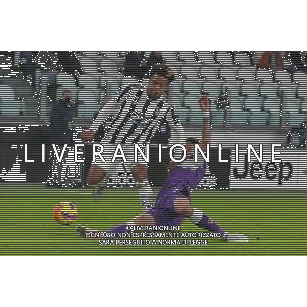 Torino 06.11.2021 Stadio Allianz Stadium ©Alessandro Falzone/Agenzia Aldo Liverani Juventus vs Fiorentina Serie A Tim 2021/2022 Nella foto : WESTON MCKENNIE ©FALZONE/AGENZIA ALDO LIVERANI SAS
