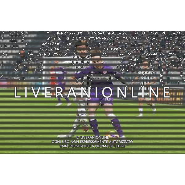 Torino 06.11.2021 Stadio Allianz Stadium ©Alessandro Falzone/Agenzia Aldo Liverani Juventus vs Fiorentina Serie A Tim 2021/2022 Nella foto : WESTON MCKENNIE- GAETANO CASTROVILLI ©FALZONE/AGENZIA ALDO LIVERANI SAS