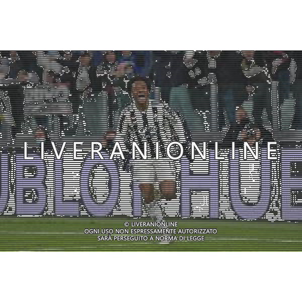 Torino 06.11.2021 Stadio Allianz Stadium ©Alessandro Falzone/Agenzia Aldo Liverani Juventus vs Fiorentina 11^ giornata Serie A Tim 2021/2022 Nella foto : esultanza juan cudrado dopo il gol ©FALZONE/AGENZIA ALDO LIVERANI SAS