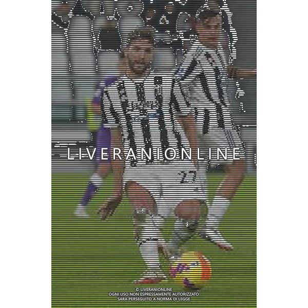 Torino 06.11.2021 Stadio Allianz Stadium ©Alessandro Falzone/Agenzia Aldo Liverani Juventus vs Fiorentina 11^ giornata Serie A Tim 2021/2022 Nella foto : Manuel Locatelli ©FALZONE/AGENZIA ALDO LIVERANI SAS