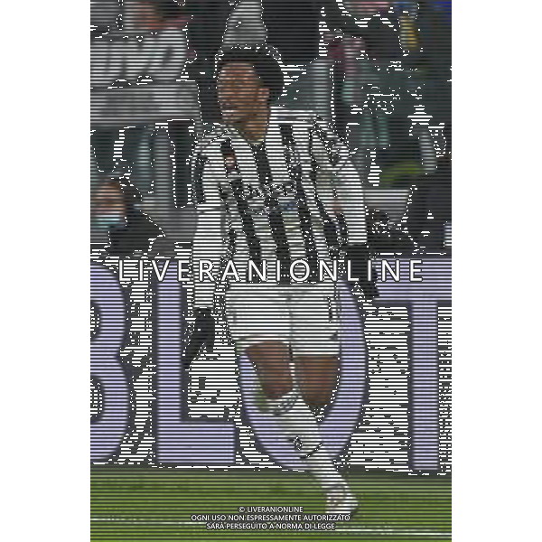 Torino 06.11.2021 Stadio Allianz Stadium ©Alessandro Falzone/Agenzia Aldo Liverani Juventus vs Fiorentina 11^ giornata Serie A Tim 2021/2022 Nella foto : Esultanza gol di Juan Cuadrado ©FALZONE/AGENZIA ALDO LIVERANI SAS