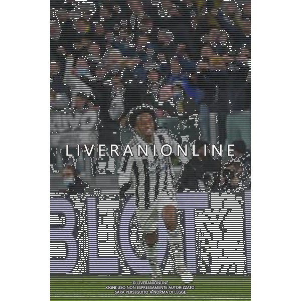 Torino 06.11.2021 Stadio Allianz Stadium ©Alessandro Falzone/Agenzia Aldo Liverani Juventus vs Fiorentina 11^ giornata Serie A Tim 2021/2022 Nella foto : Esultanza gol di Juan Cuadrado ©FALZONE/AGENZIA ALDO LIVERANI SAS