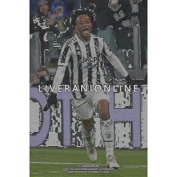 Torino 06.11.2021 Stadio Allianz Stadium ©Alessandro Falzone/Agenzia Aldo Liverani Juventus vs Fiorentina 11^ giornata Serie A Tim 2021/2022 Nella foto : Esultanza gol di Juan Cuadrado ©FALZONE/AGENZIA ALDO LIVERANI SAS