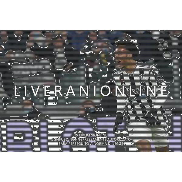 Torino 06.11.2021 Stadio Allianz Stadium ©Alessandro Falzone/Agenzia Aldo Liverani Juventus vs Fiorentina 11^ giornata Serie A Tim 2021/2022 Nella foto : Esultanza gol di Juan Cuadrado ©FALZONE/AGENZIA ALDO LIVERANI SAS