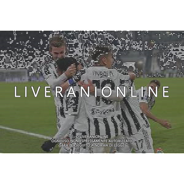 Torino 06.11.2021 Stadio Allianz Stadium ©Alessandro Falzone/Agenzia Aldo Liverani Juventus vs Fiorentina 11^ giornata Serie A Tim 2021/2022 Nella foto : Esultanza gol di Juan Cuadrado ©FALZONE/AGENZIA ALDO LIVERANI SAS
