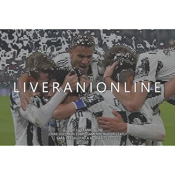 Torino 06.11.2021 Stadio Allianz Stadium ©Alessandro Falzone/Agenzia Aldo Liverani Juventus vs Fiorentina 11^ giornata Serie A Tim 2021/2022 Nella foto : Esultanza gol di Juan Cuadrado ©FALZONE/AGENZIA ALDO LIVERANI SAS
