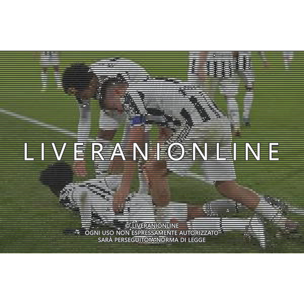 Torino 06.11.2021 Stadio Allianz Stadium ©Alessandro Falzone/Agenzia Aldo Liverani Juventus vs Fiorentina 11^ giornata Serie A Tim 2021/2022 Nella foto : Esultanza gol di Juan Cuadrado ©FALZONE/AGENZIA ALDO LIVERANI SAS
