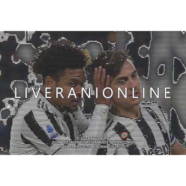Torino 06.11.2021 Stadio Allianz Stadium ©Alessandro Falzone/Agenzia Aldo Liverani Juventus vs Fiorentina 11^ giornata Serie A Tim 2021/2022 Nella foto : Weston Mckennie-Paulo Dybala ©FALZONE/AGENZIA ALDO LIVERANI SAS