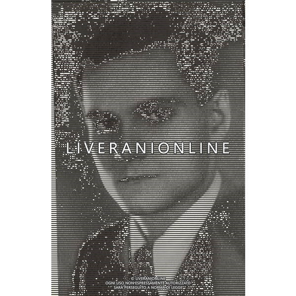 NELLA FOTO ALBERTO MORAVIA
