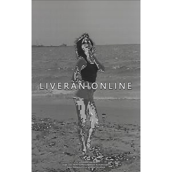 RETROSPETTIVA PIA GIANCARO ATTRICE NELLA FOTO PIA GIANCARO A CANNES NELL\'ANNO 1972  AG ALDO LIVERANI SAS  