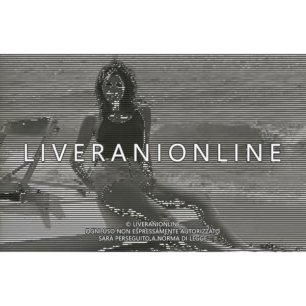 RETROSPETTIVA PIA GIANCARO ATTRICE NELLA FOTO PIA GIANCARO A CANNES NELL\'ANNO 1972  AG ALDO LIVERANI SAS  
