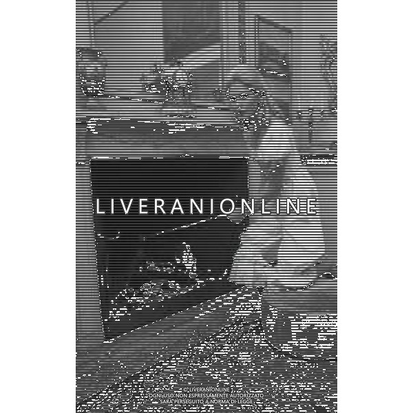 RETROSPETTIVA PIA GIANCARO ATTRICE NELLA FOTO PIA GIANCARO SUL SET DEL FILM“IL ROMANZO DI UN GIOVANE POVERO“ NELL\'ANNO 1974  AG ALDO LIVERANI SAS 