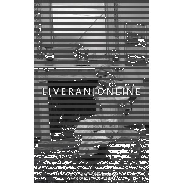 RETROSPETTIVA PIA GIANCARO ATTRICE NELLA FOTO PIA GIANCARO SUL SET DEL FILM“IL ROMANZO DI UN GIOVANE POVERO“ NELL\'ANNO 1974  AG ALDO LIVERANI SAS 