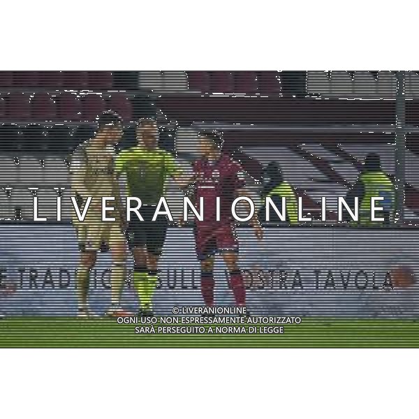 GriffoniE/LMedia - AS Cittadella vs AC Pisa - Italian Football Championship League BKT 2021/2022 07 November 2021 - Stadio Pier Cesare Tombolato, Cittadella (PD), Italy Photo showing: Pietro Beruatto (Pisa) rages against Alessio Vita (Cittadella) @GriffoniE/LMedia/ AG ALDO LIVERANI SAS