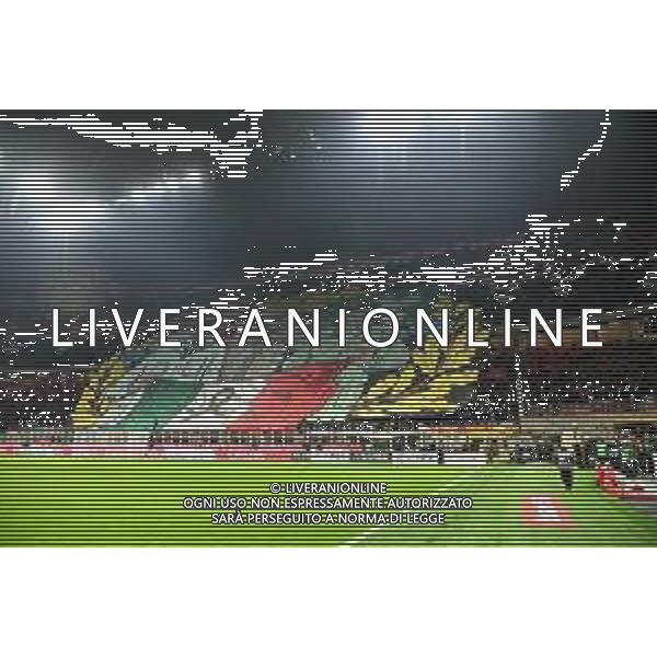 coreografia tifosi curva sud - striscione in onore dei sanitari e operatori contro il covid Milan vs Inter Campionato Serie A TIM - 12a giornata Milano 07-11-2021 Stadio Giuseppe Meazza - San Siro foto Roberto Garavaglia/ag. Aldo Liverani sas / AG ALDO LIVERANI SAS