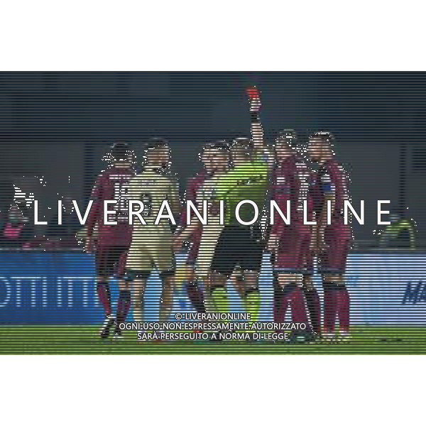 GriffoniE/LMedia - AS Cittadella vs AC Pisa - Italian Football Championship League BKT 2021/2022 07 November 2021 - Stadio Pier Cesare Tombolato, Cittadella (PD), Italy Photo showing: The referee of the match Francesco Meraviglia shows red card to Adam Nagy (Pisa) after the foul on Orji Okwonkwo (Cittadella) @GriffoniE/LMedia/ AG ALDO LIVERANI SAS