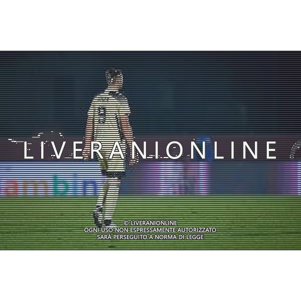 GriffoniE/LMedia - AS Cittadella vs AC Pisa - Italian Football Championship League BKT 2021/2022 07 November 2021 - Stadio Pier Cesare Tombolato, Cittadella (PD), Italy Photo showing: Lorenzo Lucca (Pisa) abandoning the pitch after the referee of the match Francesco Meraviglia shows red card @GriffoniE/LMedia/ AG ALDO LIVERANI SAS