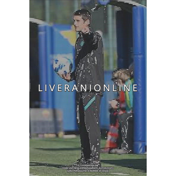 ¬© TVRG Cristian Chivu allenatore Inter Inter vs Roma Campionato Primavera 1 TIM - 8a giornata Milano 07-11-2021 centro sportivo Suning YDC foto Roberto Garavaglia/ag. Aldo Liverani sas/ AG ALDO LIVERANI SAS