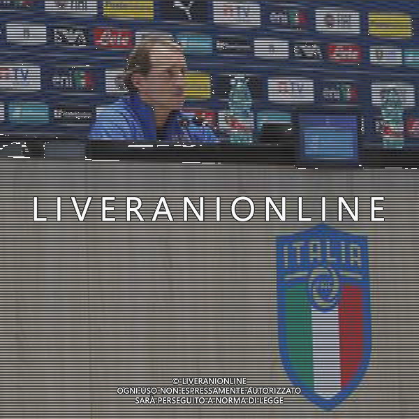 Ritiro della Nazionale Italiana di Calcio presso il centro tecnico federale della FIGC a Coverciano - nella foto: il CT Roberto Mancini in conferenza stampa ©Claudio Zamagni/Agenzia Aldo Liverani