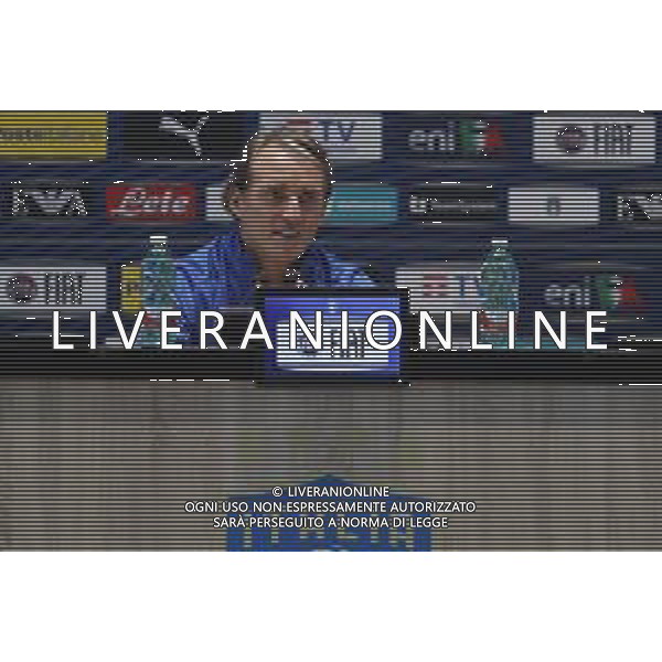 Ritiro della Nazionale Italiana di Calcio presso il centro tecnico federale della FIGC a Coverciano - nella foto: il CT Roberto Mancini in conferenza stampa ©Claudio Zamagni/Agenzia Aldo Liverani