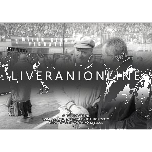 RETROSPETTIVA NILS LIEDHOLM ALLENATORE NELLA FOTO NILS LIEDHOLM ALLENATORE MILAN NELL\'ANNO 1985-1986 CON SVEN GORAN ERIKSSON ALLENATORE ROMA CALCIO AG ALDO LIVERANI SAS 