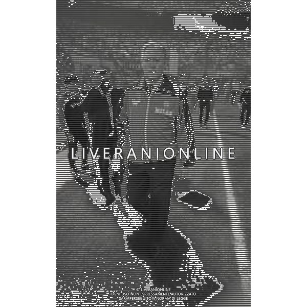 RETROSPETTIVA NILS LIEDHOLM ALLENATORE NELLA FOTO NILS LIEDHOLM ALLENATORE MILAN NELL\'ANNO 1986  AG ALDO LIVERANI SAS 