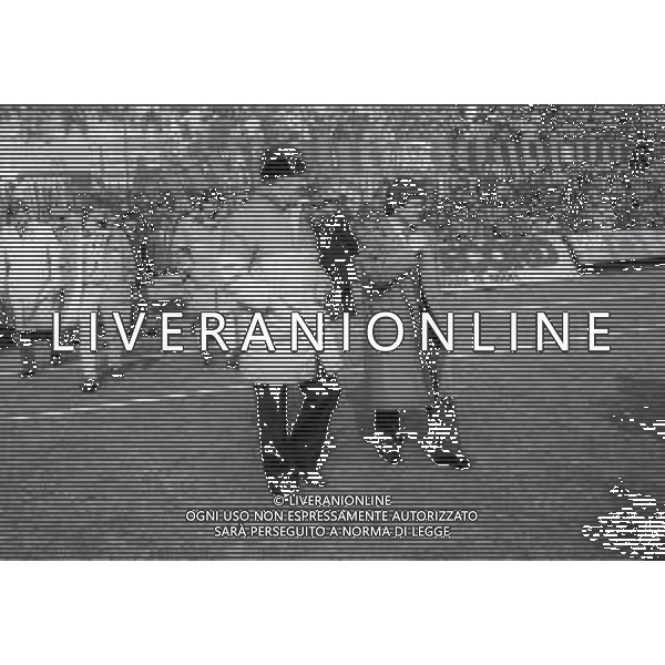 RETROSPETTIVA NILS LIEDHOLM ALLENATORE NELLA FOTO NILS LIEDHOLM ALLENATORE MILAN NELL\'ANNO 1986 CON GIANCARLO DE SISTI AG ALDO LIVERANI SAS 