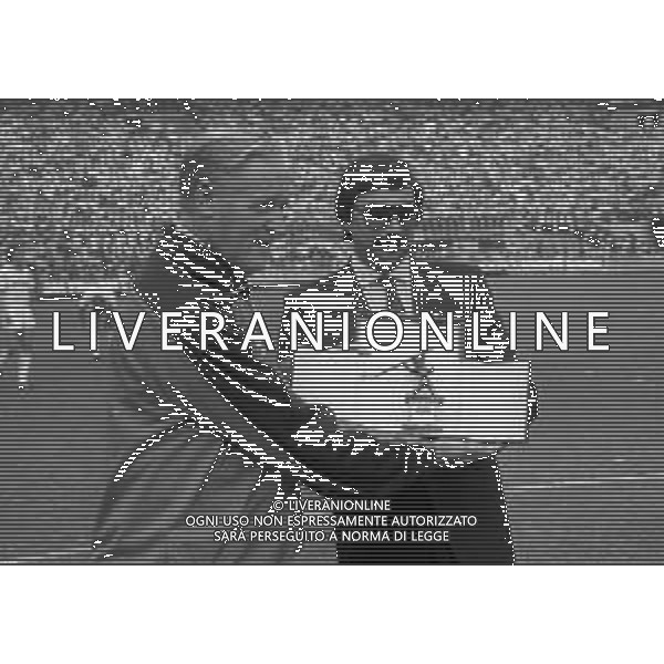 RETROSPETTIVA NILS LIEDHOLM ALLENATORE NELLA FOTO NILS LIEDHOLM ALLENATORE MILAN NELL\'ANNO 1986 CON IL DIRETTORE DEL GUERIN SPORTIVO MARINO BARTOLETTI AG ALDO LIVERANI SAS 