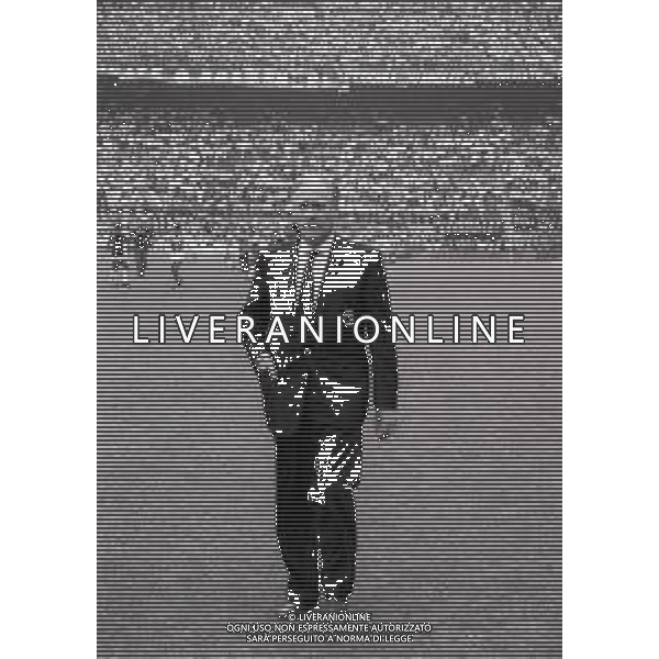 RETROSPETTIVA NILS LIEDHOLM ALLENATORE NELLA FOTO NILS LIEDHOLM ALLENATORE MILAN NELL\'ANNO 1986  AG ALDO LIVERANI SAS 